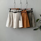 Damshorts med hög midja, veck, bälteshällor och sidofickor-Shorts for women-Fjallbarn