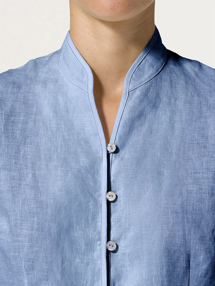 Figursydd linneskjorta med kinakrage för dam-Shirts for women-Fjallbarn