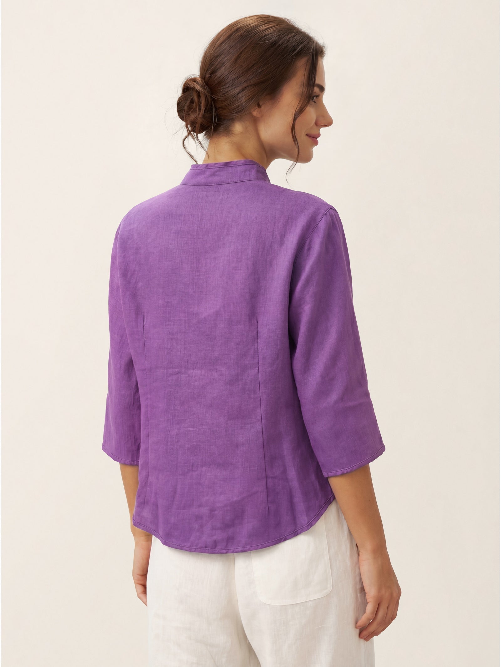 Figursydd linneskjorta med kinakrage för dam-Shirts for women-Fjallbarn
