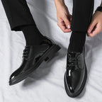 Herr derbyskor med blank yta, snörning och kraftig sula-Dress shoes for men-Fjallbarn