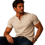 Herr kortärmad henleytröja med knappslå och rund halsringning-T-shirt for men-Fjallbarn