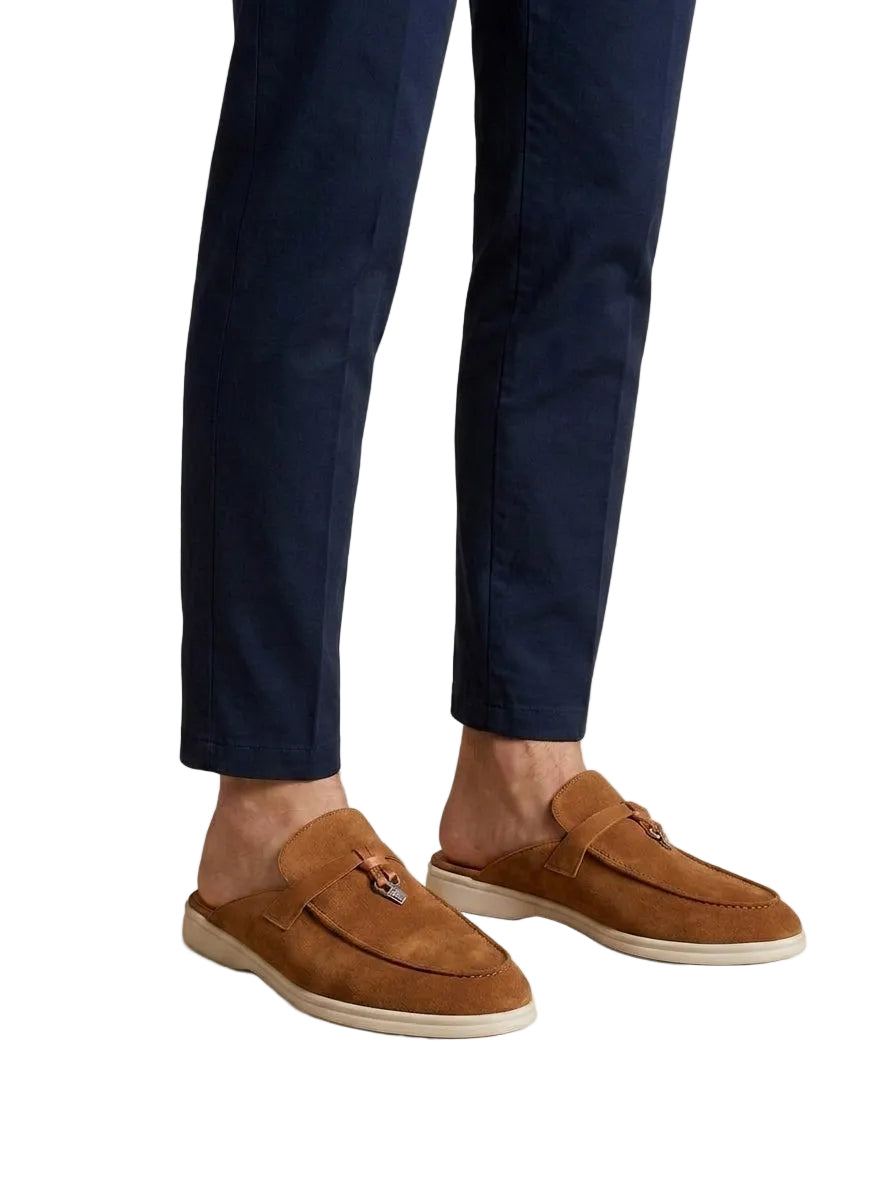 Herr mockasiner med öppen häl och metallbeslag-Footwear for men-Fjallbarn