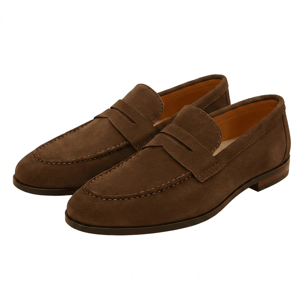 Herrarnas loafers med pennyrem och markerade sömmar och mandelformad tå-Footwear for men-Fjallbarn