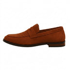 Herrarnas loafers med pennyrem och markerade sömmar och mandelformad tå-Footwear for men-Fjallbarn