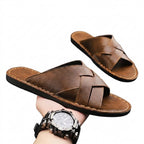Herrarnas sandaler med korsade remmar och kontrastsömmar-Footwear for men-Fjallbarn