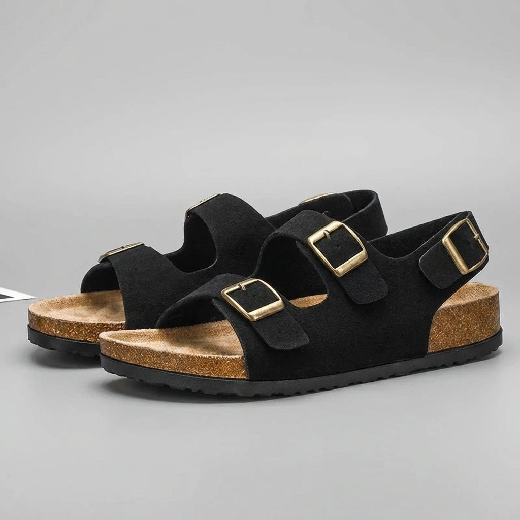 Herrsandaler med dubbla remmar, hälrem och metallspännen-Footwear for men-Fjallbarn
