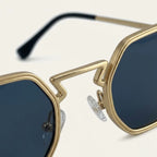 Herrsolglasögon med geometrisk helbåge och vinklad brygga-Glasses for men-Fjallbarn