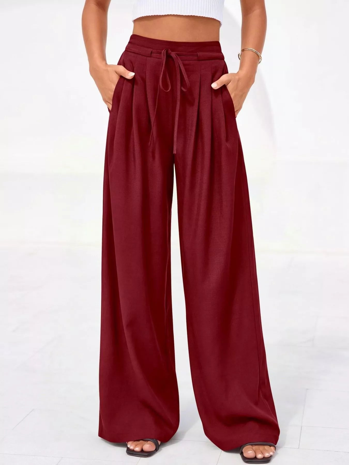 Högmidjade vida byxor med veck för dam-Pants for Women-Fjallbarn