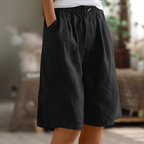 Knälånga damshorts med knappar fram och resårmidja-Shorts for women-Fjallbarn