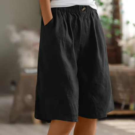 Knälånga damshorts med knappar fram och resårmidja-Shorts for women-Fjallbarn