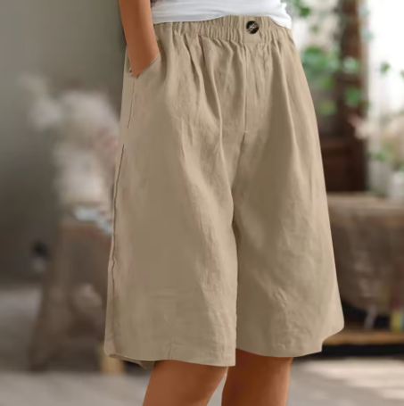 Knälånga damshorts med knappar fram och resårmidja-Shorts for women-Fjallbarn