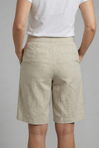 Knälånga shorts med hög midja och snedställda fickor för dam-Shorts for women-Fjallbarn