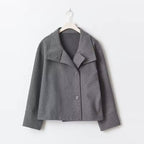 Kort damjacka med ståkrage och knäppning-Jacket for women-Fjallbarn
