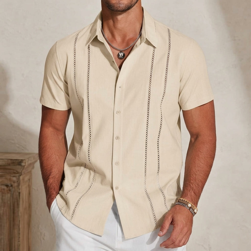 Kortärmad herrskjorta med vertikala dekorpaneler-Shirts for men-Fjallbarn