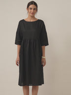 Kortärmad midiklänning i linne för dam-Midi Dress-Fjallbarn
