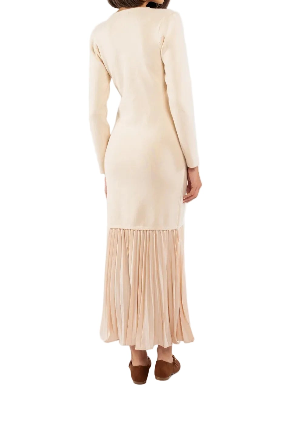 Kvinna långärmad midiklänning med V-ringning och plisserad nederdel-Midi Dress-Fjallbarn