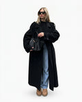 Lång trenchcoat för dam med bältade ärmslut-Coats for women-Fjallbarn