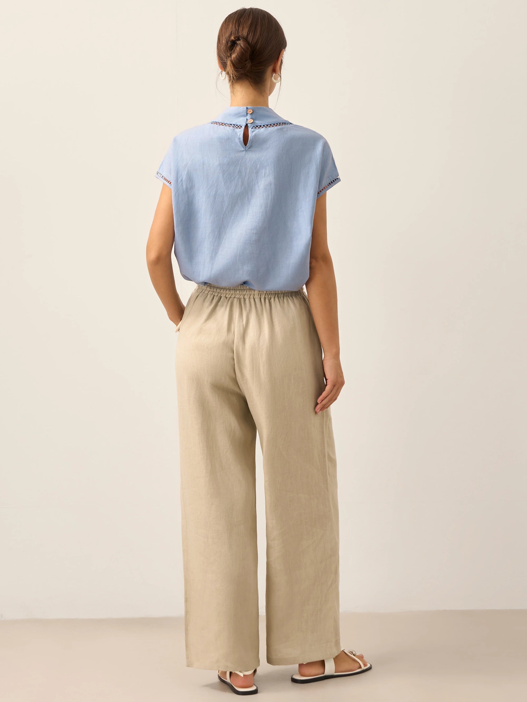 Linnebyxor med vida ben och dragsko för dam-Pants for Women-Fjallbarn