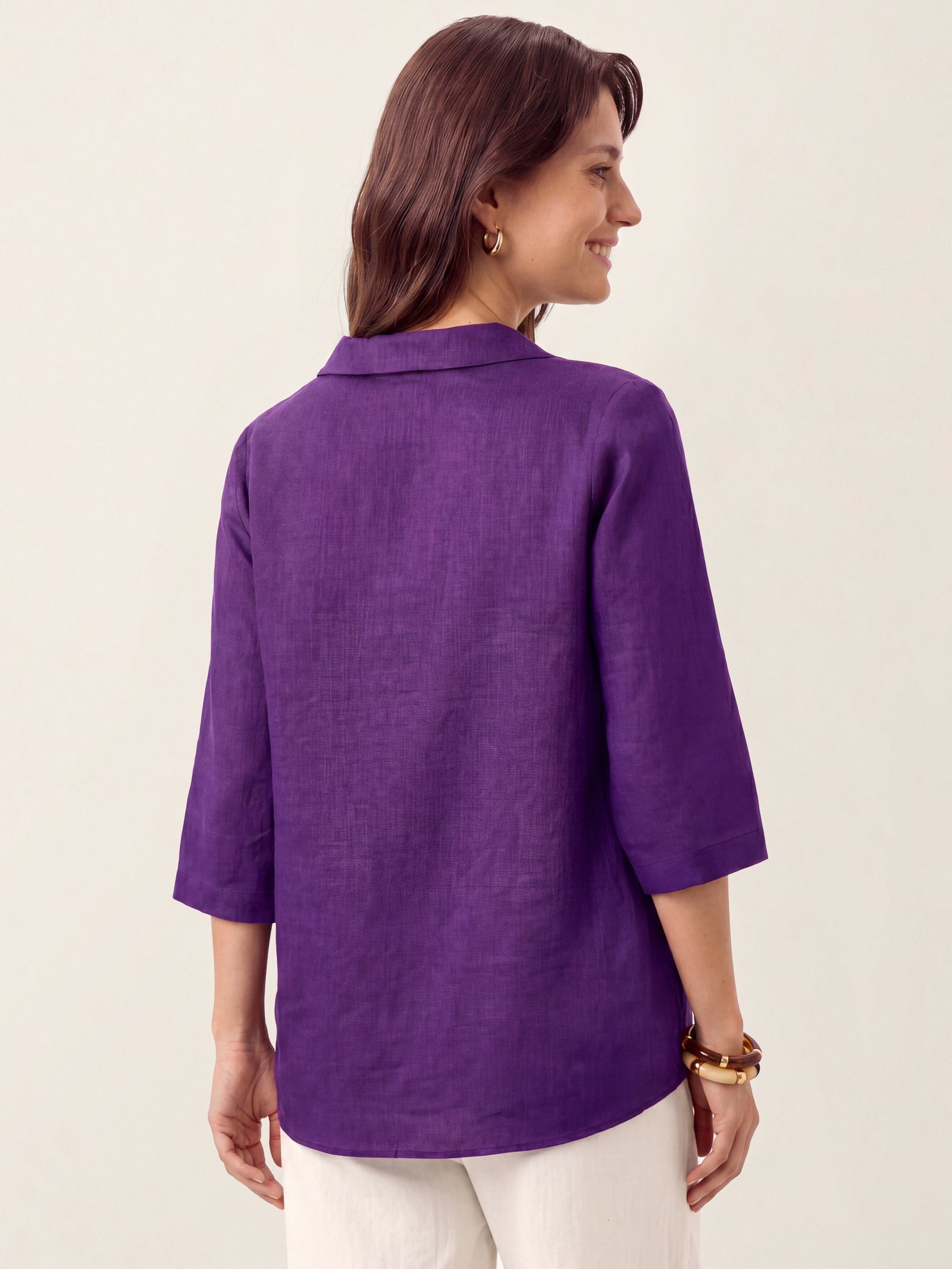 Linnetopp för dam med asymmetrisk krage-Tops for women-Fjallbarn