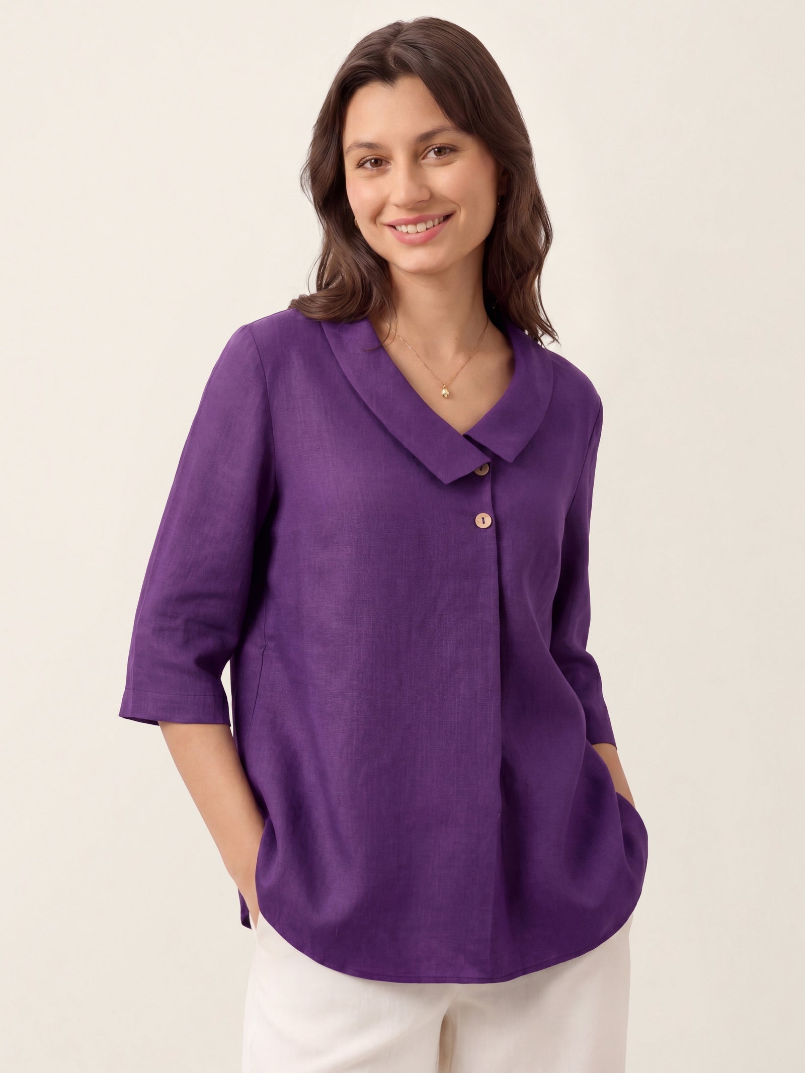 Linnetopp för dam med asymmetrisk krage-Tops for women-Fjallbarn