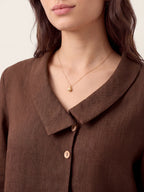 Linnetopp för dam med asymmetrisk krage-Tops for women-Fjallbarn