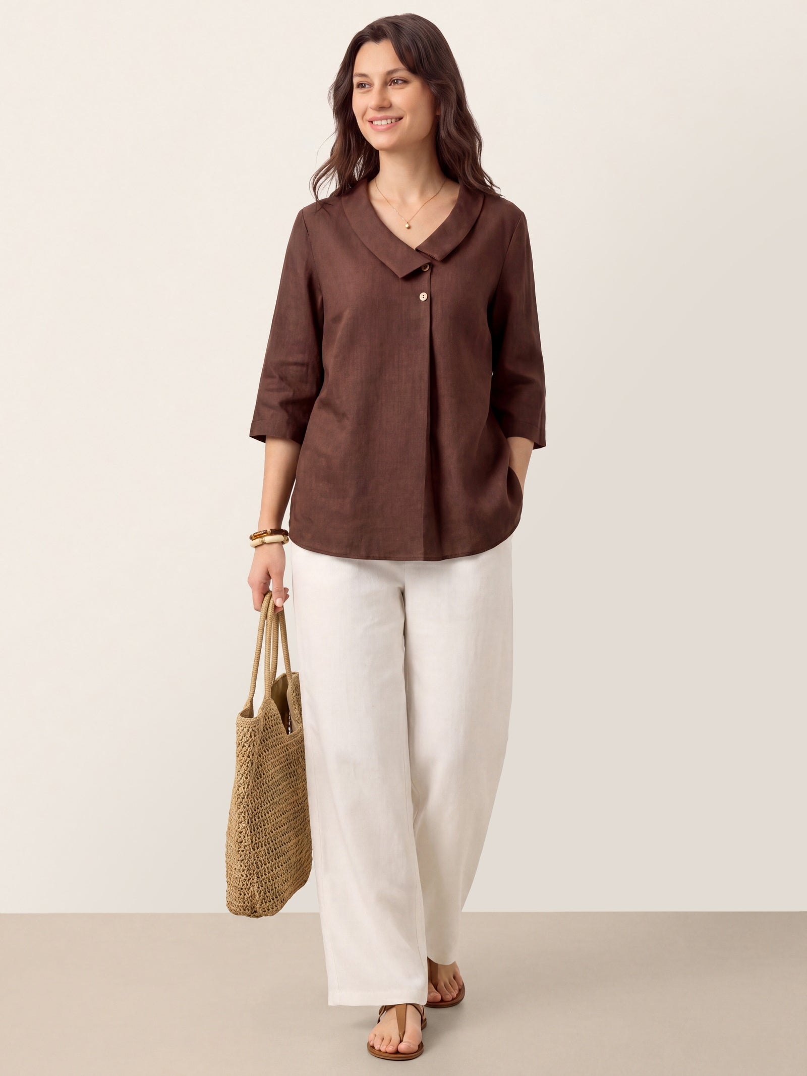 Linnetopp för dam med asymmetrisk krage-Tops for women-Fjallbarn