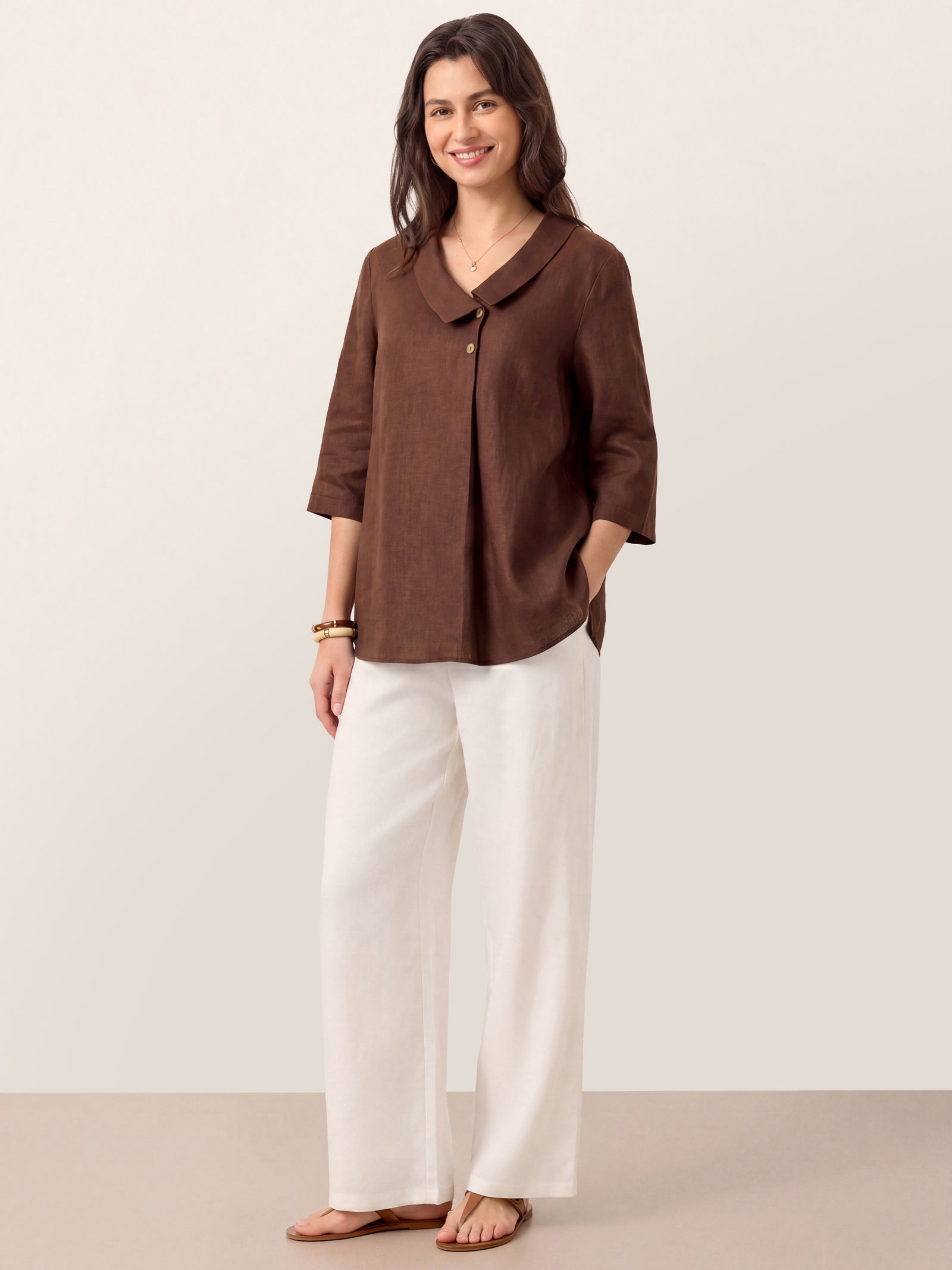 Linnetopp för dam med asymmetrisk krage-Tops for women-Fjallbarn