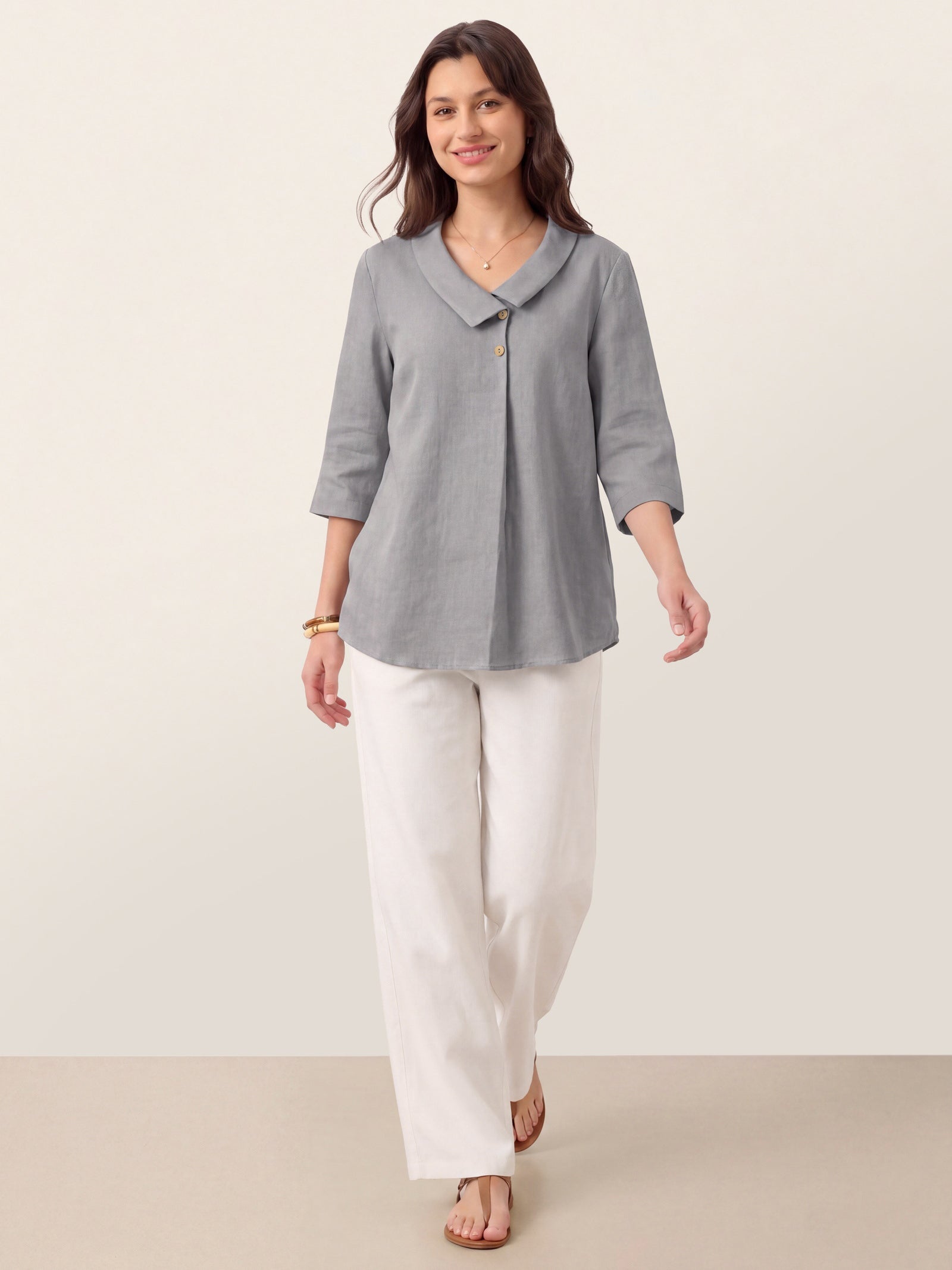 Linnetopp för dam med asymmetrisk krage-Tops for women-Fjallbarn