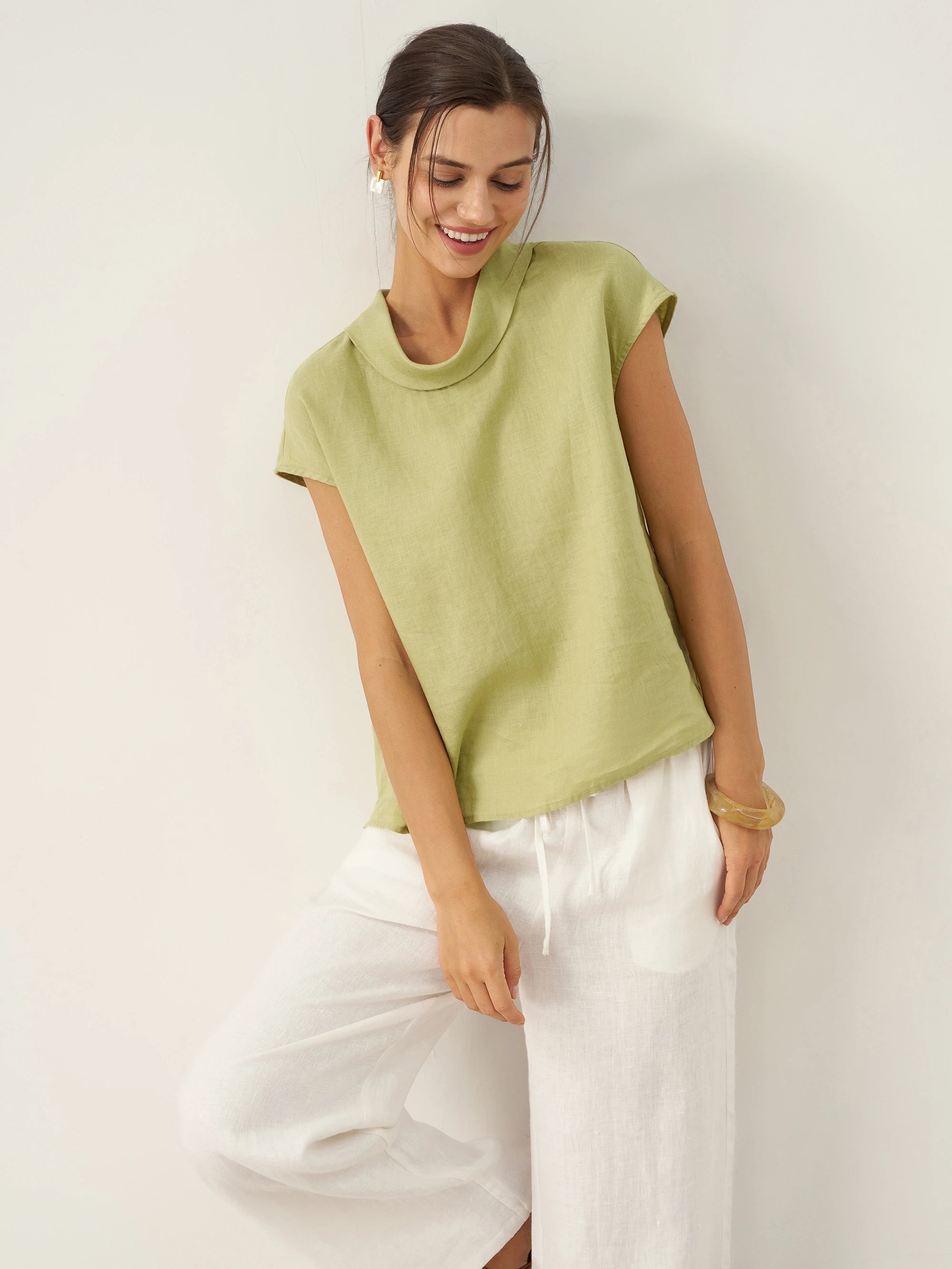 Linnetopp med holkärm och krage för dam-Tops for women-Fjallbarn