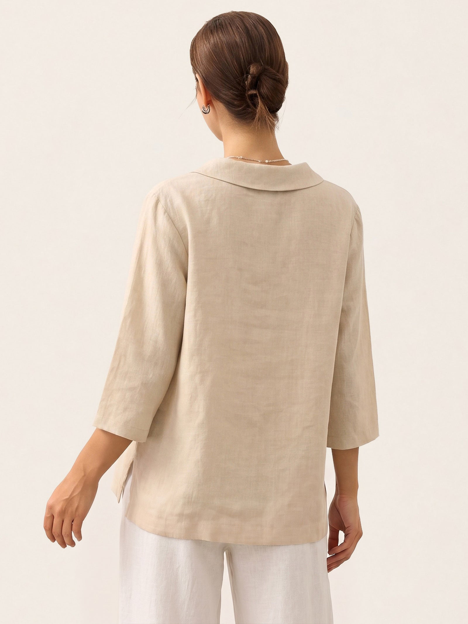 Linnetopp med sjalkrage och V-ringning för dam-Tops for women-Fjallbarn