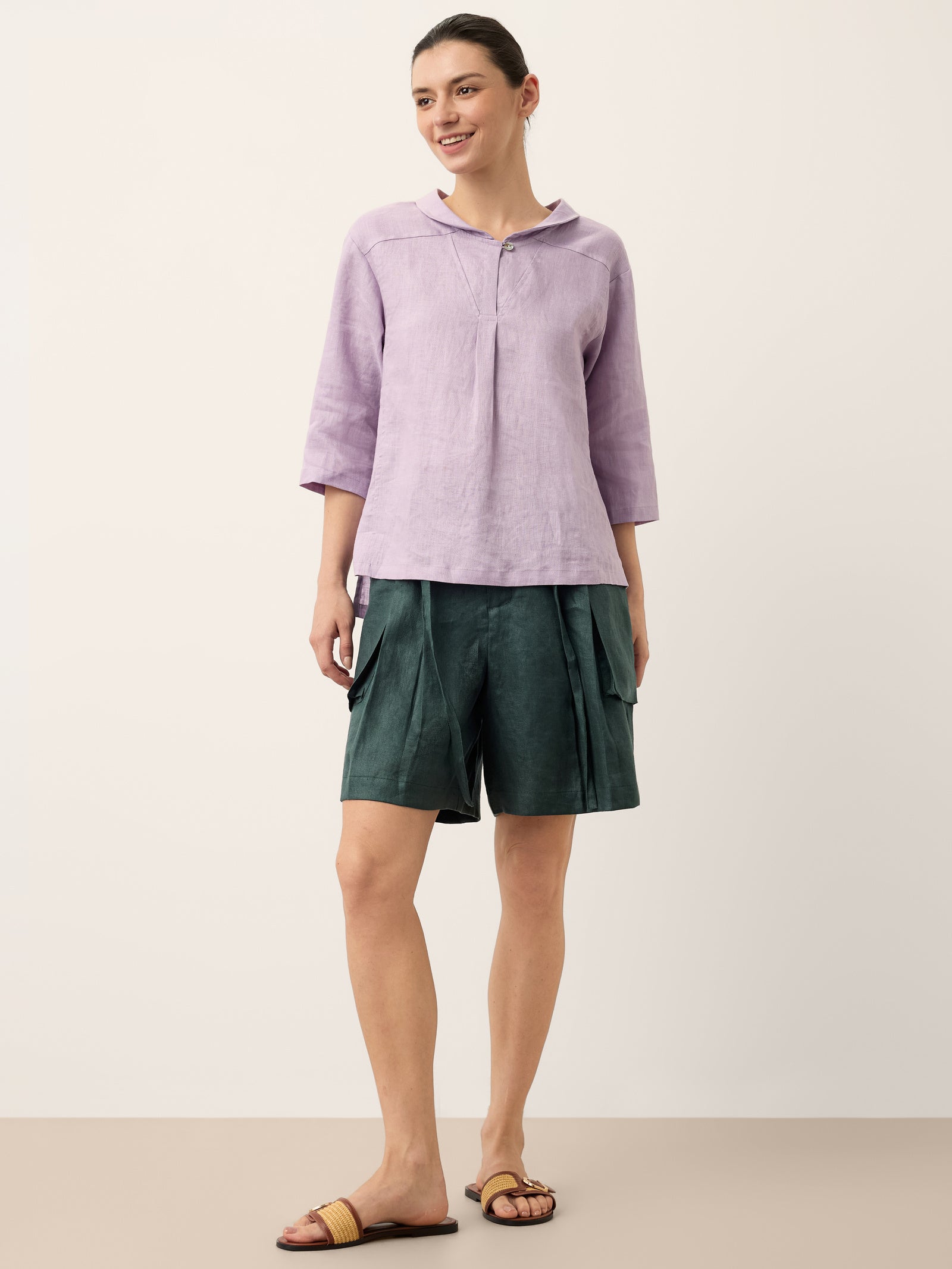 Linnetopp med sjalkrage och V-ringning för dam-Tops for women-Fjallbarn