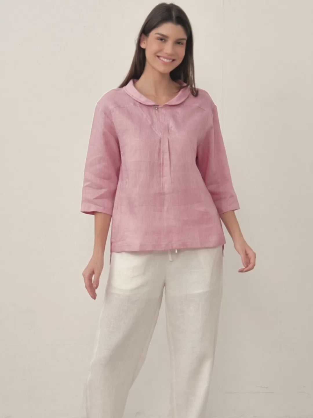 Linnetopp med sjalkrage och V-ringning för dam-Tops for women-Fjallbarn