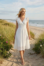 Midi-klänning med broderie anglaise och smockad midja för dam-Midi Dress-Fjallbarn