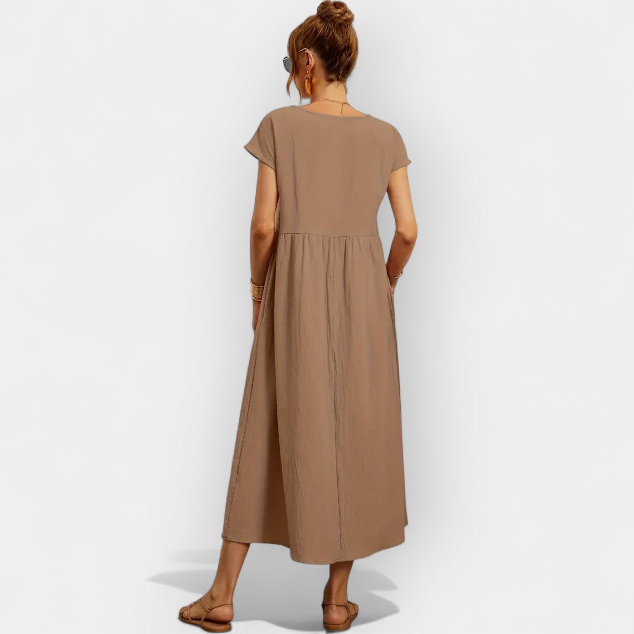 Midiklänning för dam med korta ärmar och sidofickor-Midi Dress-Fjallbarn