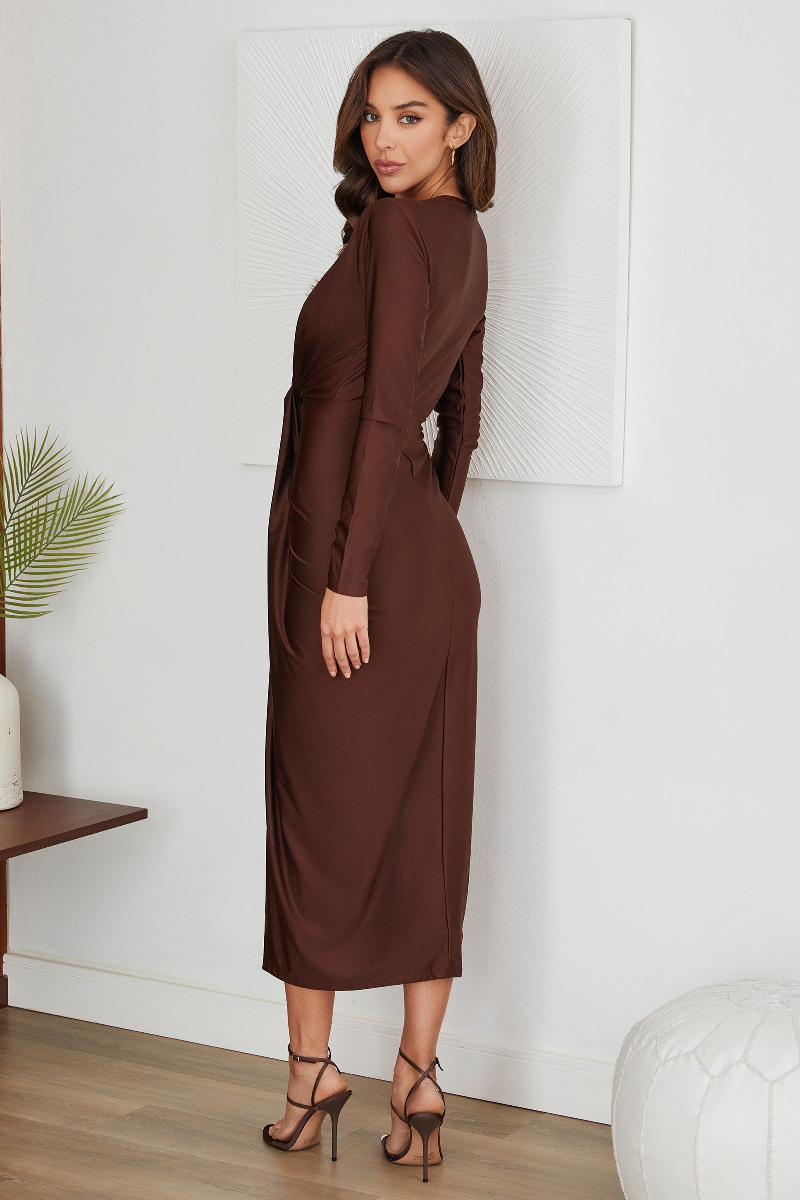Midiklänning med lång ärm och tvinnad detalj för dam-Midi Dress-Fjallbarn