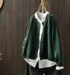 Oversize-kofta i stickat material för dam med knappar fram-Cardigan for women-Fjallbarn