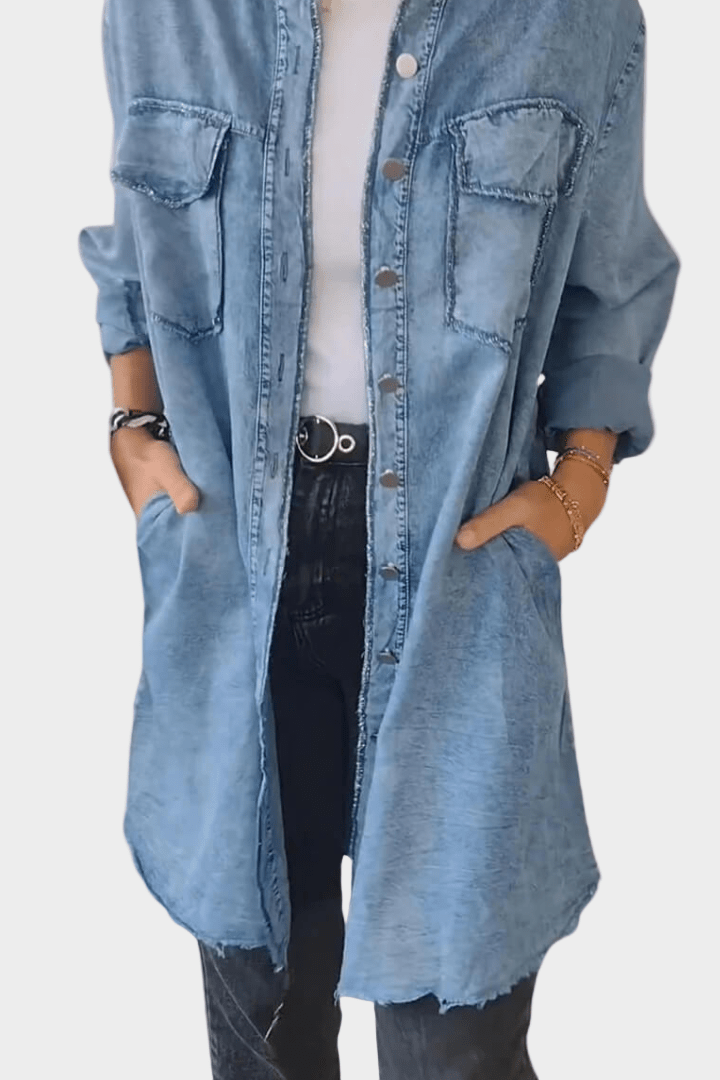 Oversized jeansskjortklänning för dam med fransig fåll-Mini Dress-Fjallbarn