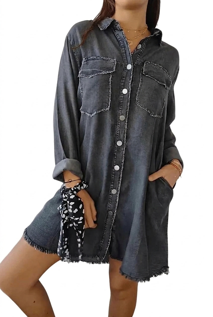 Oversized jeansskjortklänning för dam med fransig fåll-Mini Dress-Fjallbarn