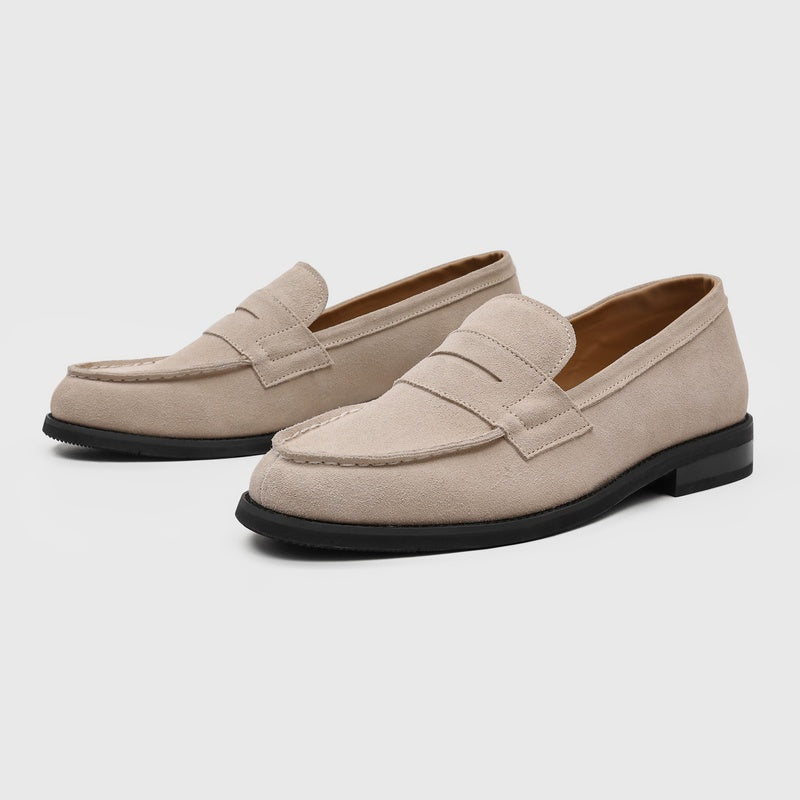 Penny-loafers i mocka för herrar med kontrastsömmar-Footwear for men-Fjallbarn