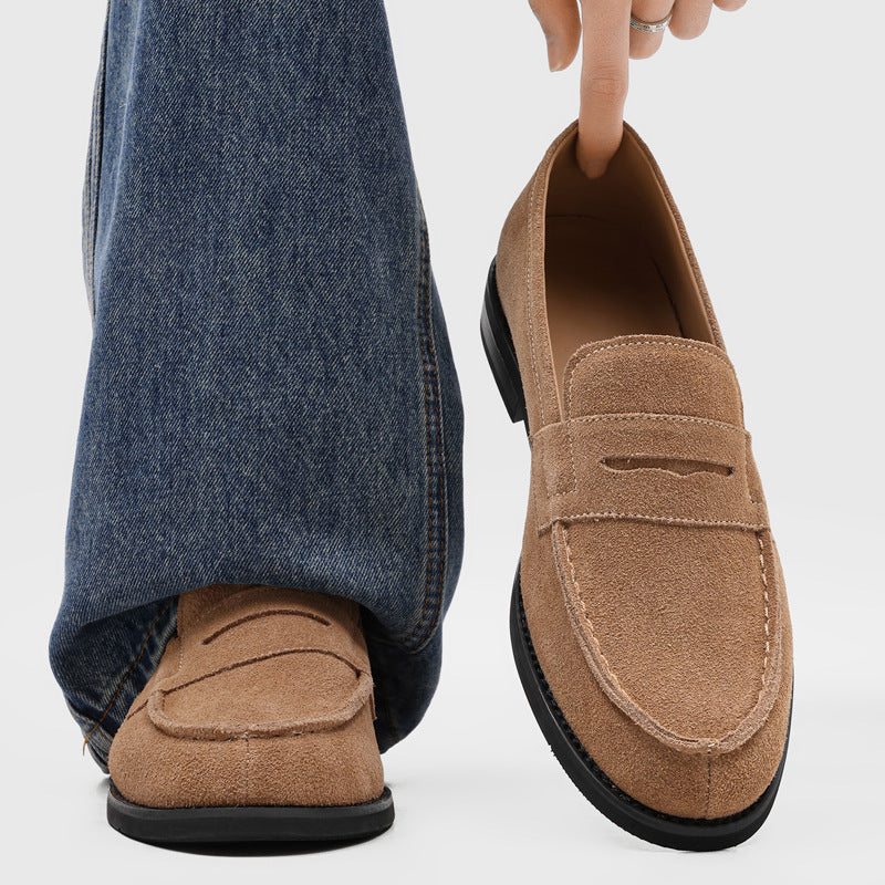 Penny-loafers i mocka för herrar med kontrastsömmar-Footwear for men-Fjallbarn