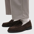Penny-loafers i mocka för herrar med kontrastsömmar-Footwear for men-Fjallbarn