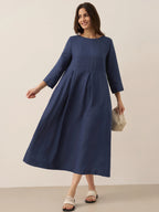 Plisserad midiklänning i linne med båthals för dam-Midi Dress-Fjallbarn