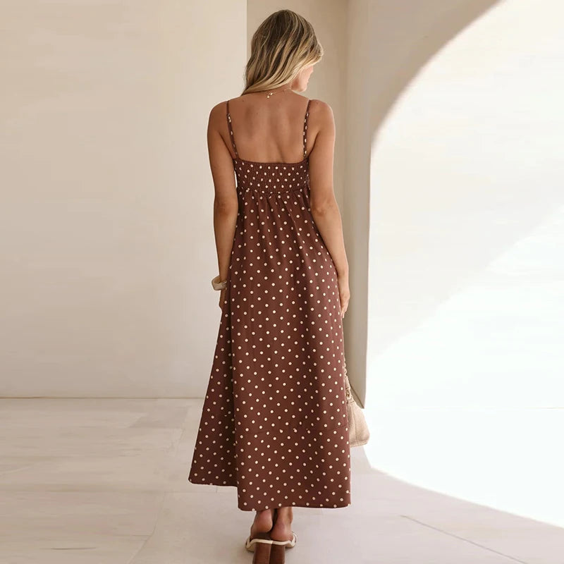 Prickig maxiklänning med smala axelband för dam-Maxi Dress-Fjallbarn