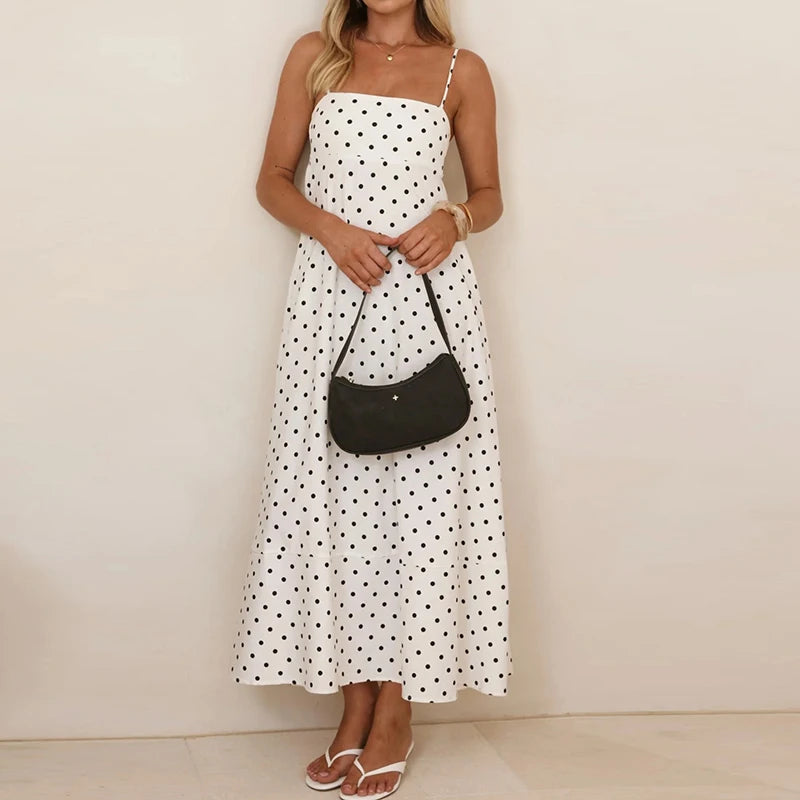 Prickig maxiklänning med smala axelband för dam-Maxi Dress-Fjallbarn