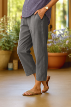 Raka cropped byxor med uppvik för dam-Pants for Women-Fjallbarn