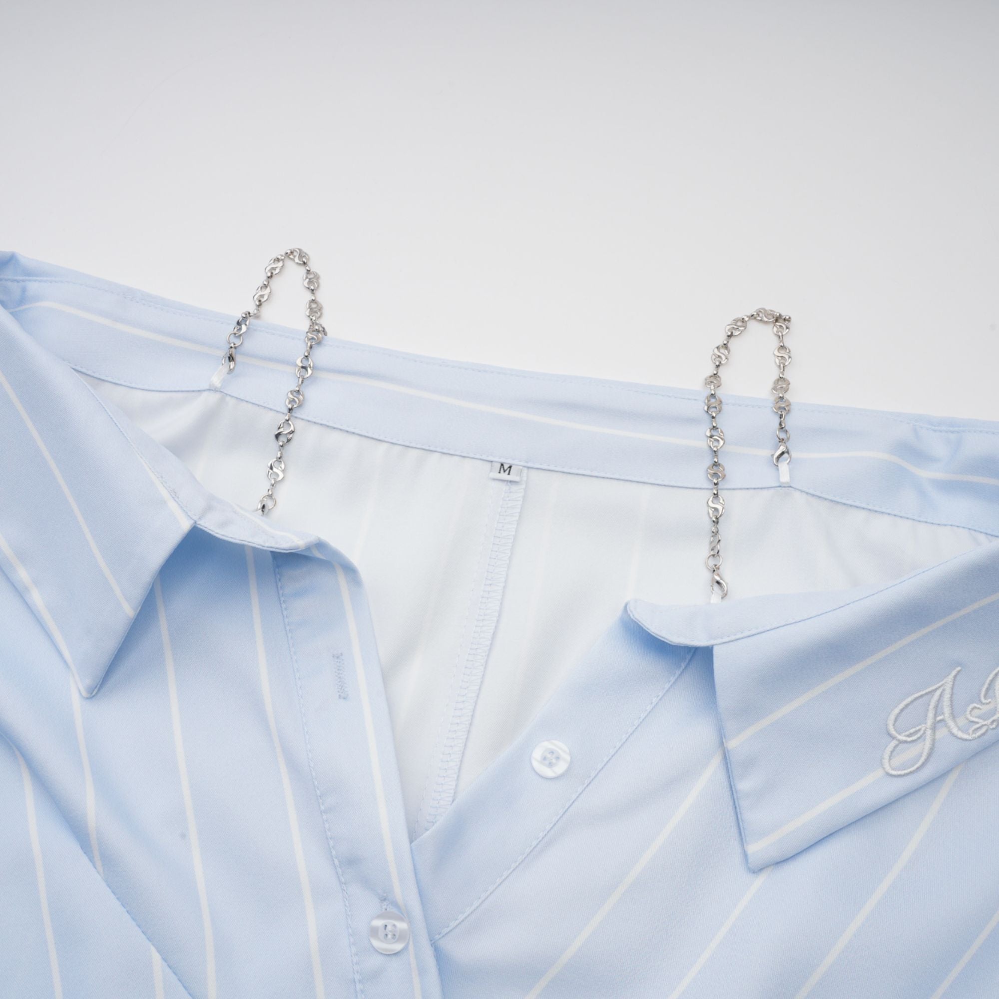 Randig off-shoulder-blus med kedjeaxlar för dam-Blouses for women-Fjallbarn