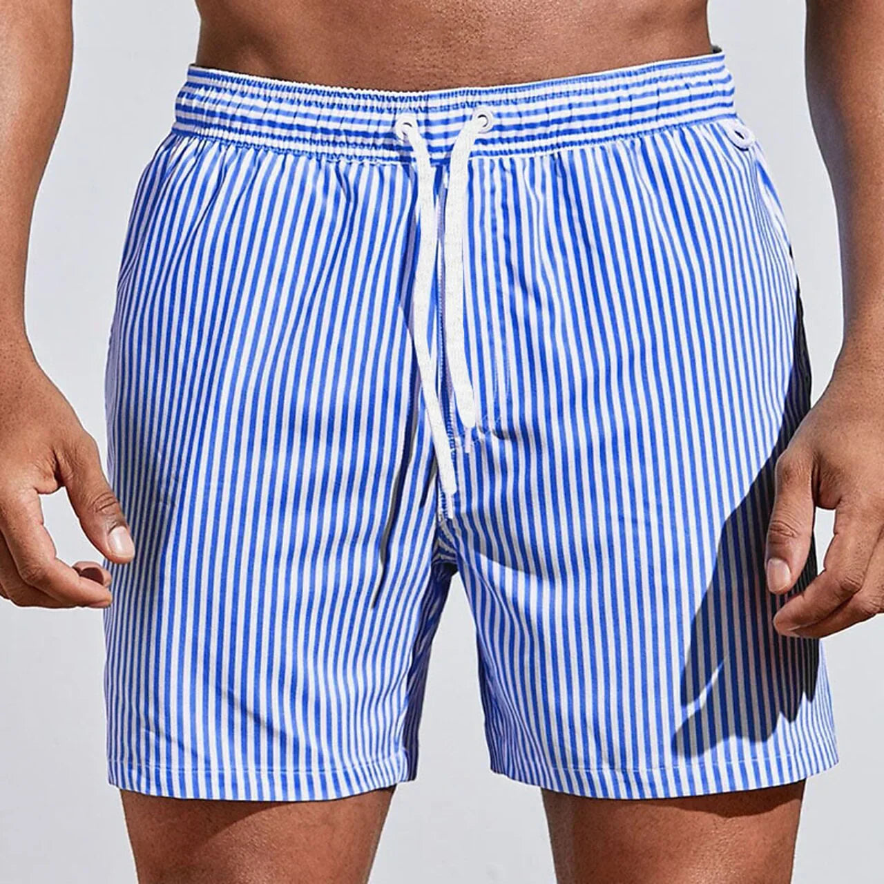 Randiga badshorts med dragsko för herrar-Swimwear for men-Fjallbarn