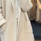 Ribbstickad kofta med öppen front och fickor för dam-Cardigan for women-Fjallbarn