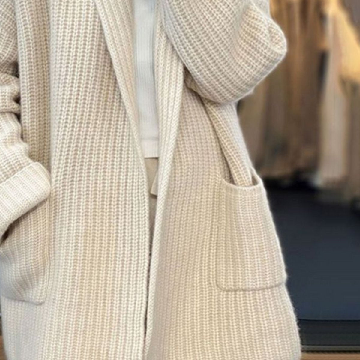 Ribbstickad kofta med öppen front och fickor för dam-Cardigan for women-Fjallbarn
