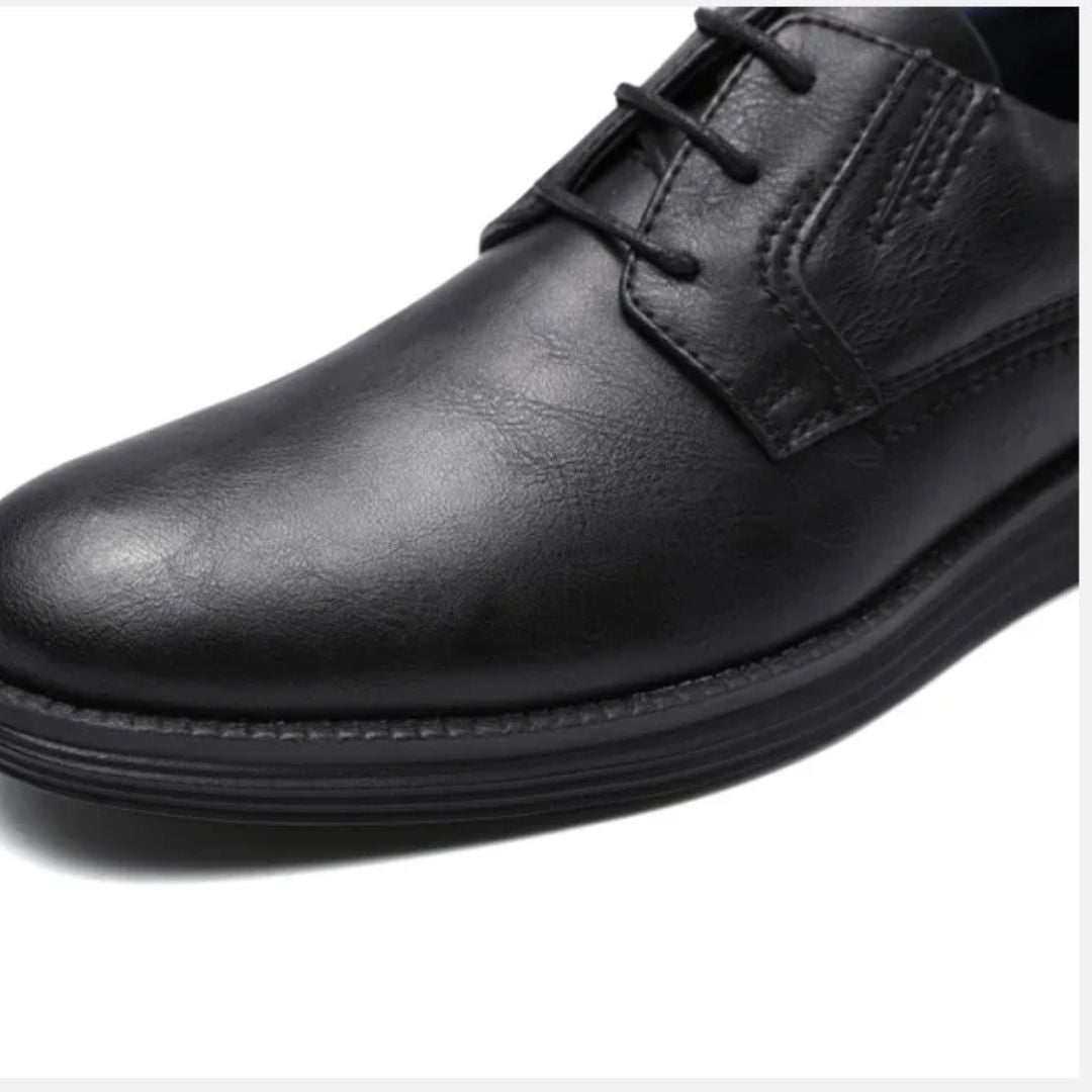 Snörskor i Derby-modell för herr med kontrasterande sula-Footwear for men-Fjallbarn